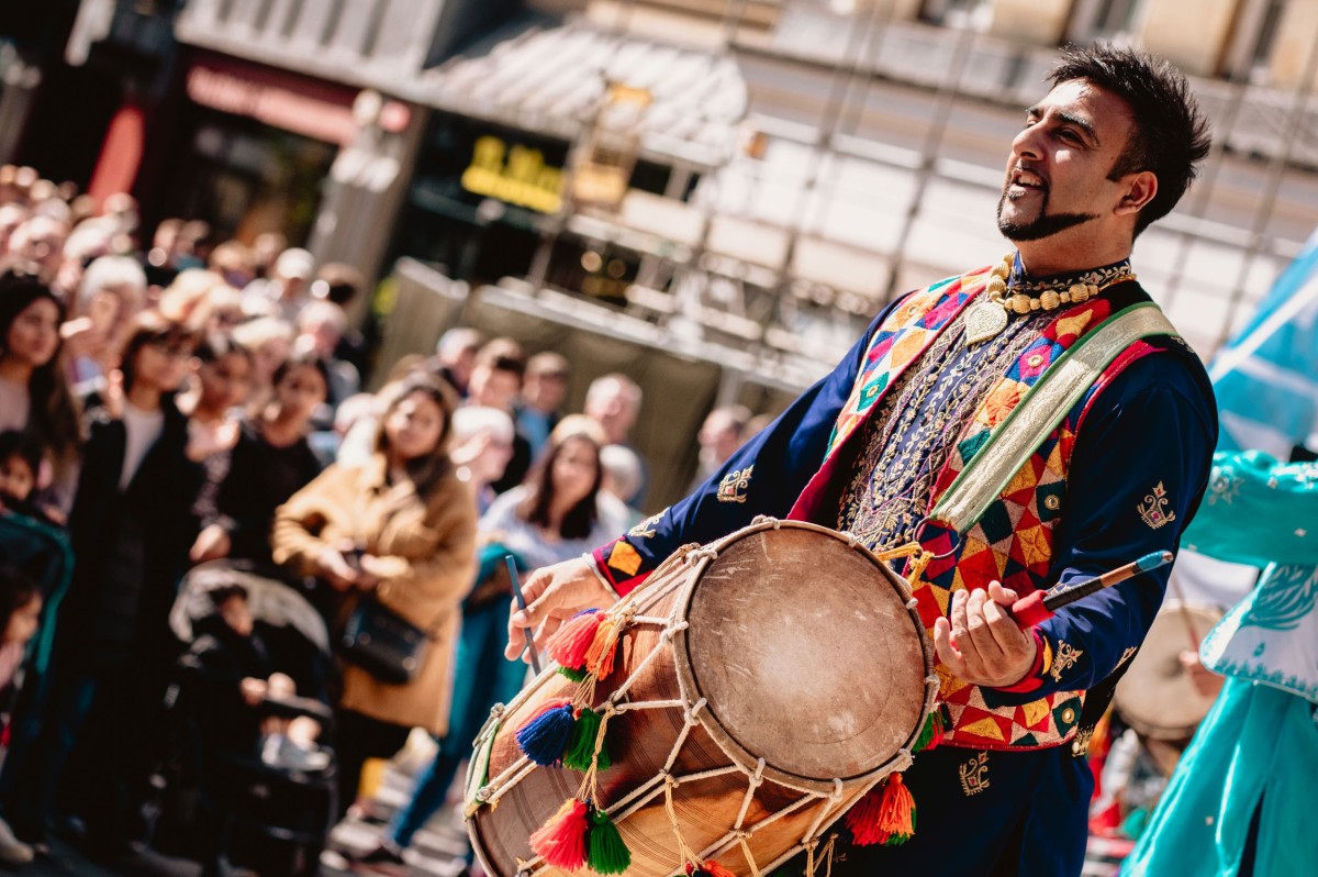 NE1's Mela in the City